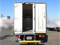 いすゞエルフ冷凍車（冷蔵車）小型（2t・3t）[写真08]