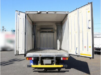 いすゞエルフ冷凍車（冷蔵車）小型（2t・3t）[写真09]