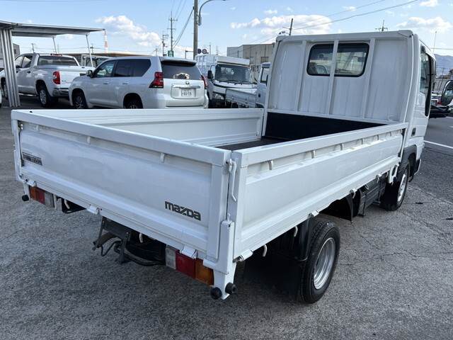 マツダタイタンダッシュ平ボディ小型（2t・3t）[写真04]