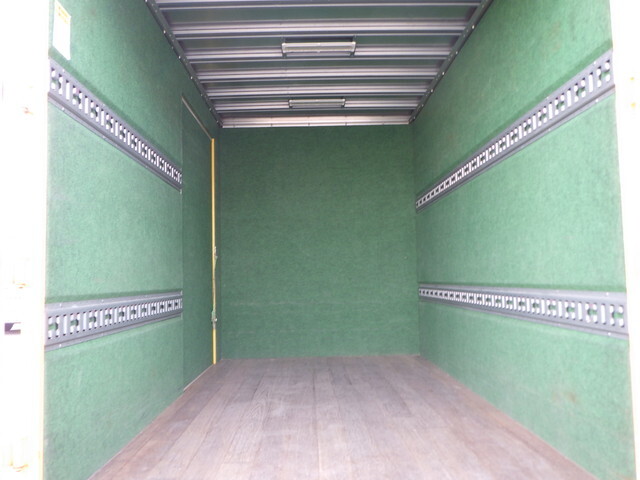 いすゞエルフアルミバン小型（2t・3t）[写真03]