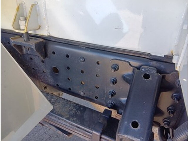 三菱ふそうキャンターパッカー車（塵芥車）小型（2t・3t）[写真14]