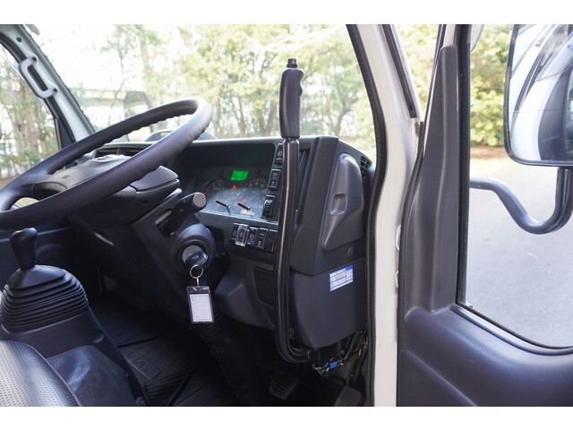 日産アトラスダンプ小型（2t・3t）[写真33]