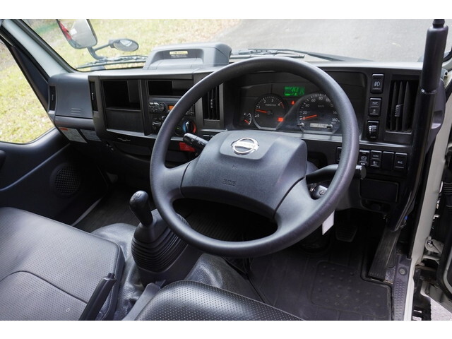 日産アトラスダンプ小型（2t・3t）[写真09]