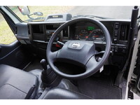 日産アトラスダンプ小型（2t・3t）[写真10]