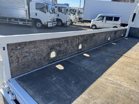 いすゞエルフ平ボディ小型（2t・3t）[写真11]