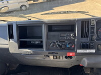 いすゞエルフ平ボディ小型（2t・3t）[写真23]