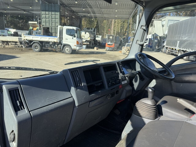 いすゞエルフ平ボディ小型（2t・3t）[写真29]