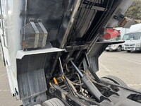 日野デュトロパッカー車（塵芥車）小型（2t・3t）[写真11]