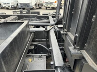 日野デュトロパッカー車（塵芥車）小型（2t・3t）[写真20]