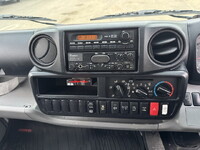 日野デュトロパッカー車（塵芥車）小型（2t・3t）[写真24]