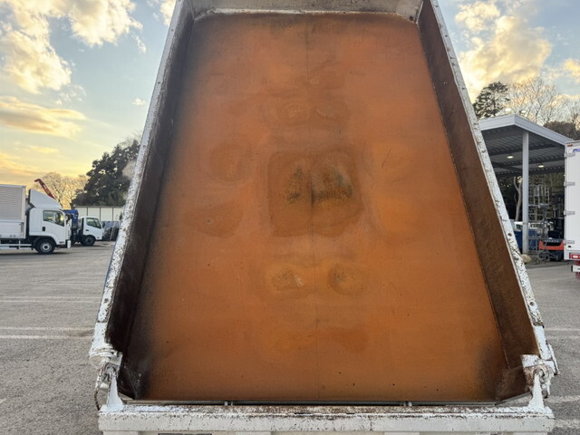 日野レンジャー三転ダンプ中型（4t）[写真16]