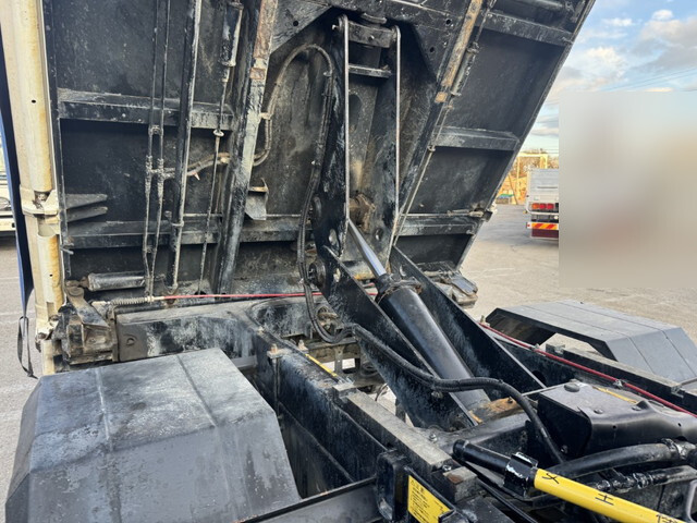 日野レンジャー三転ダンプ中型（4t）[写真21]