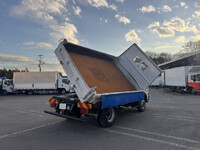 日野レンジャー三転ダンプ中型（4t）[写真02]