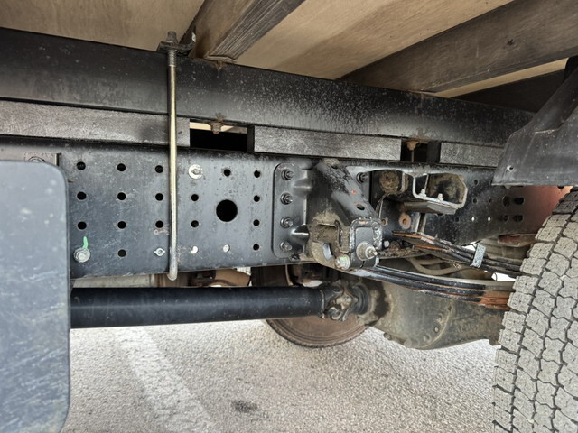 三菱ふそうキャンタークレーン4段小型（2t・3t）[写真32]