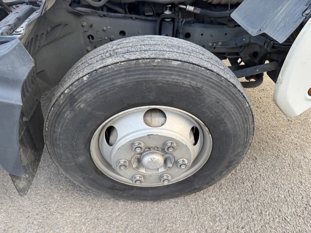 日野レンジャーアルミブロック中型（4t）[写真28]