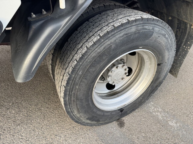 日野レンジャーアルミブロック中型（4t）[写真32]