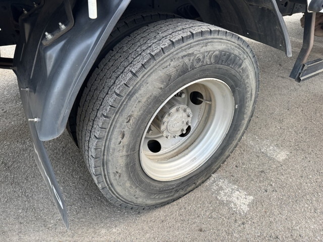 日野レンジャーアルミブロック中型（4t）[写真35]