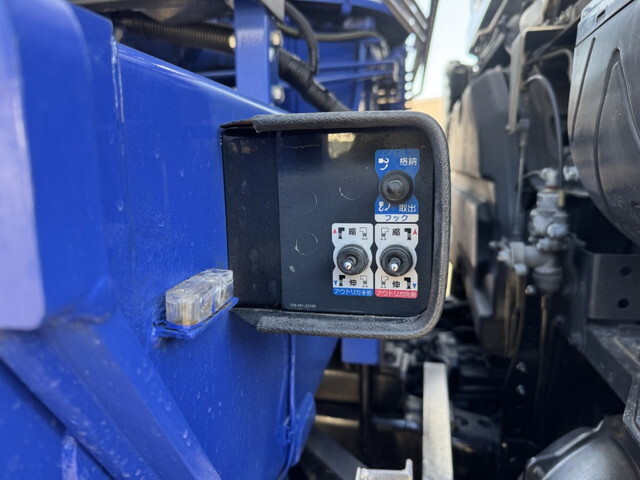 いすゞギガクレーン4段大型（10t）[写真16]