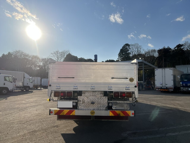 いすゞギガクレーン4段大型（10t）[写真05]