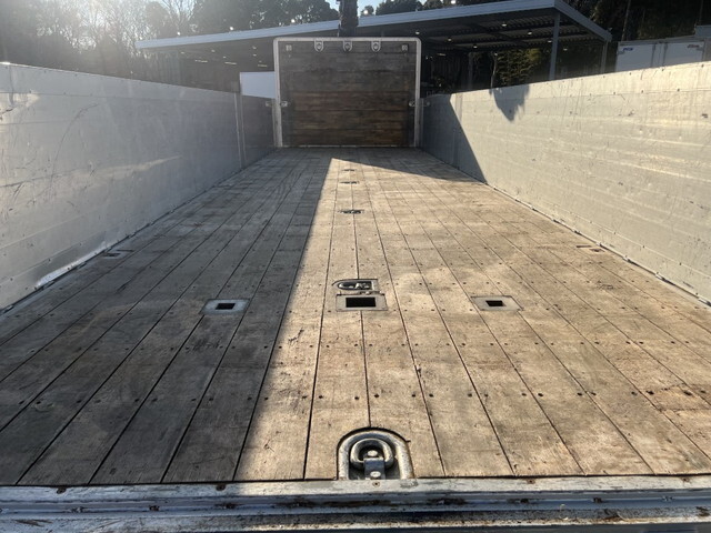 いすゞギガクレーン4段大型（10t）[写真08]