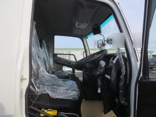 三菱ふそうファイターコンテナ専用車中型（4t）[写真15]