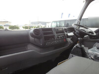 トヨタトヨエースアルミバン小型（2t・3t）[写真14]