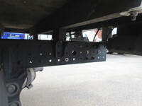 三菱ふそうキャンター平ボディ小型（2t・3t）[写真18]