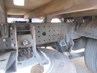 三菱ふそうキャンター平ボディ小型（2t・3t）[写真19]