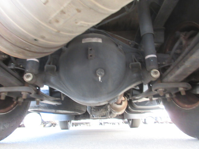 三菱ふそうキャンター平ボディ小型（2t・3t）[写真19]