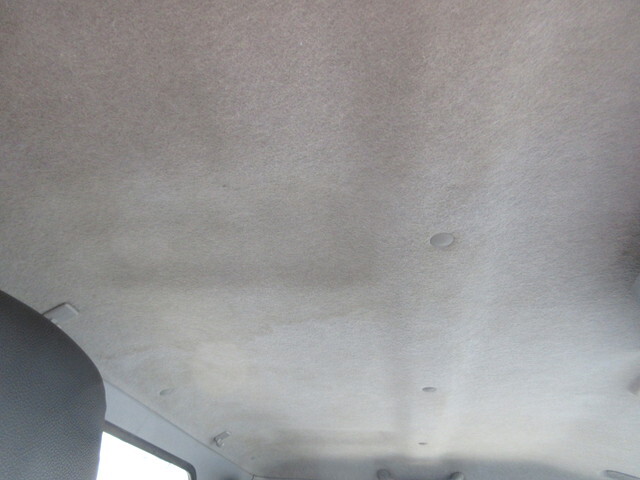 三菱ふそうキャンター平ボディ小型（2t・3t）[写真21]