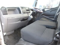 三菱ふそうキャンター平ボディ小型（2t・3t）[写真29]