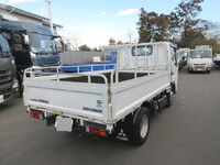 三菱ふそうキャンター平ボディ小型（2t・3t）[写真05]