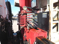 UDトラックスコンドルクレーン5段増トン（6t・8t）[写真13]