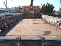 UDトラックスコンドルクレーン5段増トン（6t・8t）[写真16]