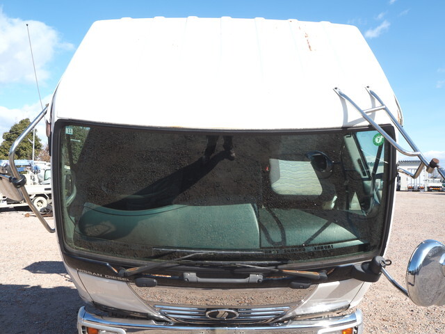 UDトラックスコンドルクレーン5段増トン（6t・8t）[写真16]