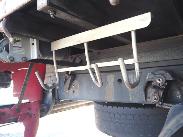 UDトラックスコンドルクレーン5段増トン（6t・8t）[写真23]