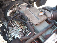 UDトラックスコンドルクレーン5段増トン（6t・8t）[写真31]