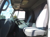 UDトラックスコンドルクレーン5段増トン（6t・8t）[写真35]