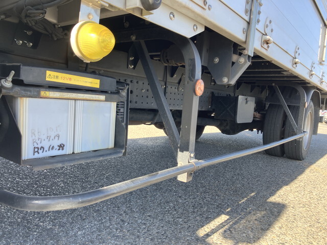 三菱ふそうキャンターアルミウイング小型（2t・3t）[写真17]