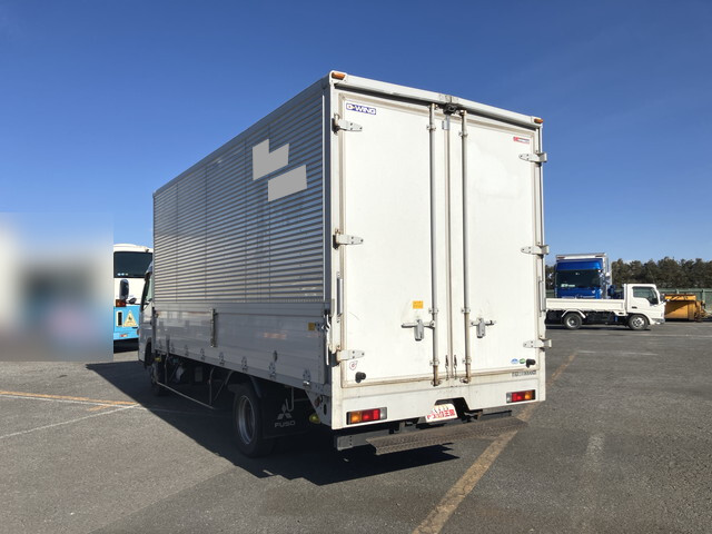 三菱ふそうキャンターアルミウイング小型（2t・3t）[写真02]