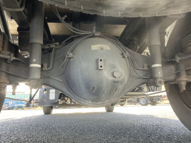 三菱ふそうキャンターアルミウイング小型（2t・3t）[写真26]