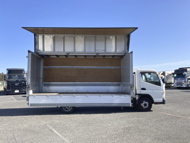 三菱ふそうキャンターアルミウイング小型（2t・3t）[写真07]