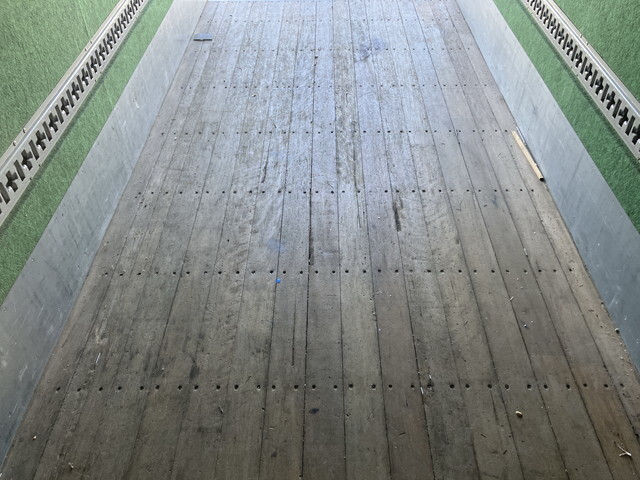 日野デュトロパネルバン小型（2t・3t）[写真11]