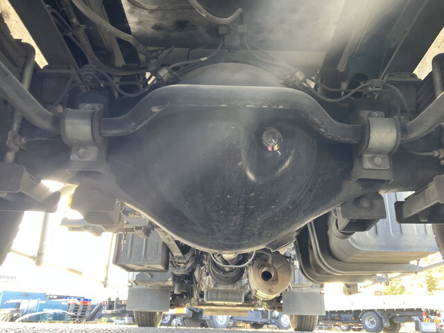 日野デュトロパネルバン小型（2t・3t）[写真26]