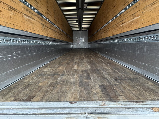 日野プロフィアアルミウイング大型（10t）[写真13]