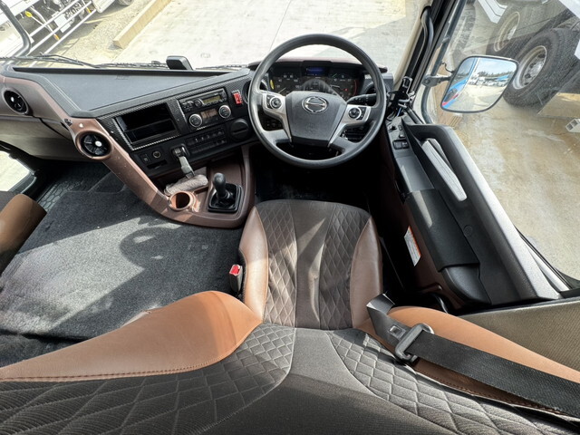 日野プロフィアアルミウイング大型（10t）[写真16]