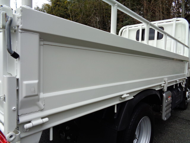 日野デュトロ平ボディ小型（2t・3t）[写真16]