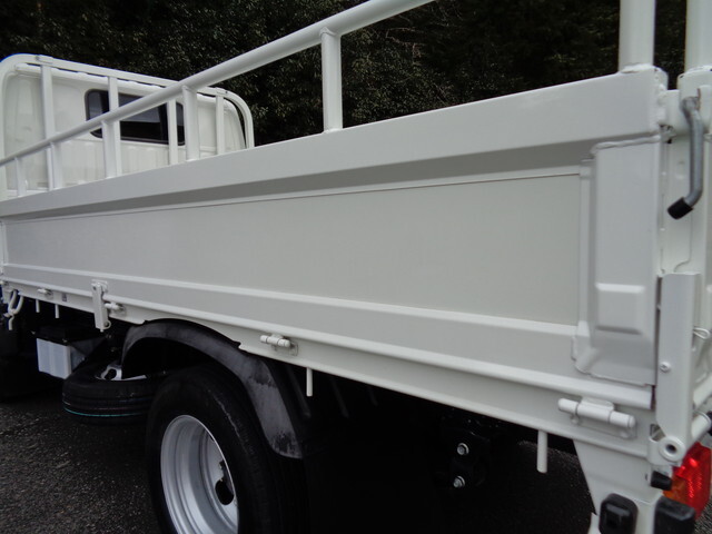 日野デュトロ平ボディ小型（2t・3t）[写真17]