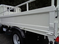 日野デュトロ平ボディ小型（2t・3t）[写真18]