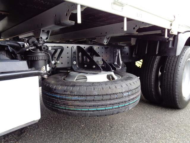 日野デュトロ平ボディ小型（2t・3t）[写真21]